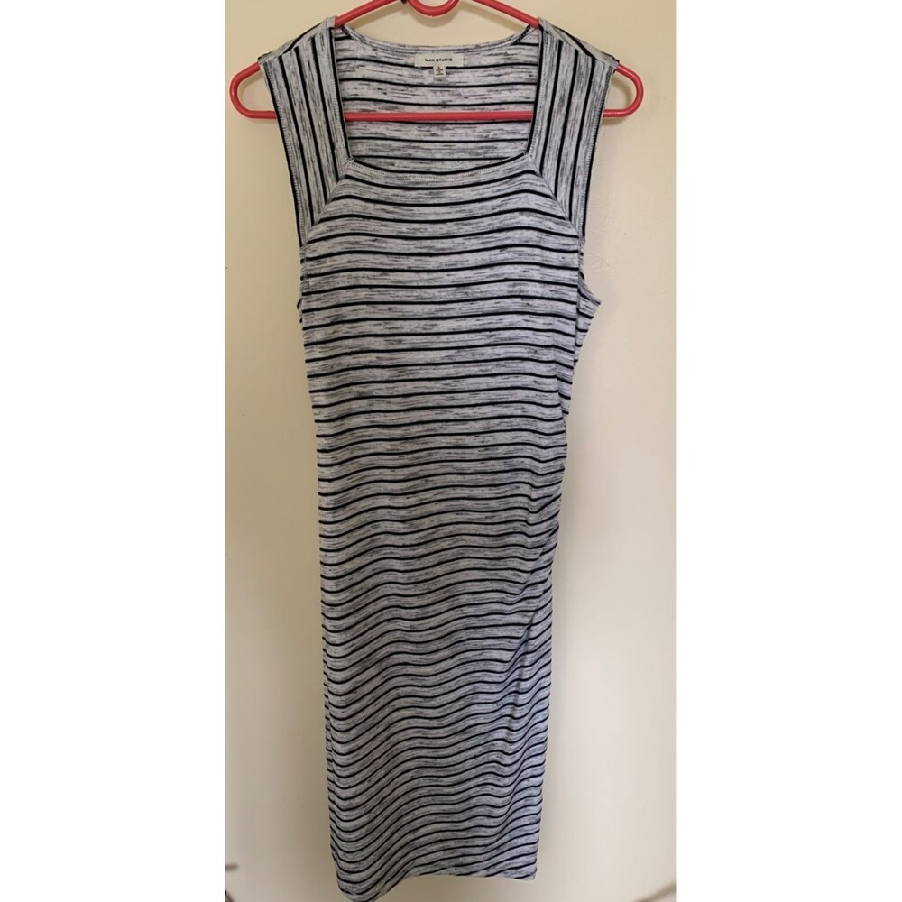Max Studio Gray striped side ruched midi dress, Large